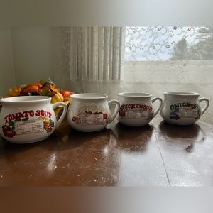 Set of four vintage soup mugs!